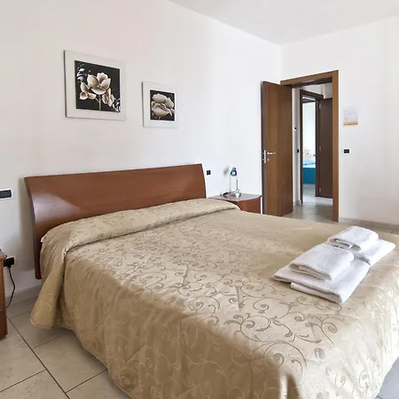 Bed & Breakfast Giardino Dei Suoni 3*